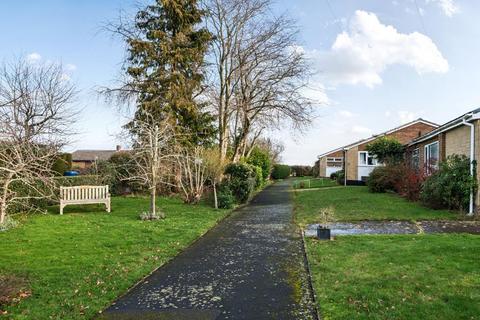 2 bedroom semi-detached bungalow for sale, Tuns Tew,  Banbury,  Oxfordshire,  OX25
