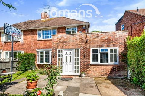 4 bedroom semi-detached house to rent, Dedworth Drive, Windsor, SL4