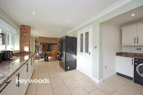 4 bedroom detached house for sale, Woodrow Way, Chesterton, Newcastle-under-Lyme, Staffordshire