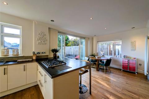 4 bedroom detached house for sale, St. Johns Avenue, Kidderminster, Worcestershire, DY11