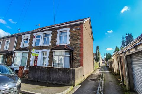 5 bedroom house to rent, Niagara Street, Pontypridd CF37