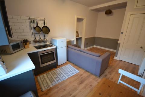 1 bedroom flat to rent, Thorntree Street, Leith, Edinburgh, EH6