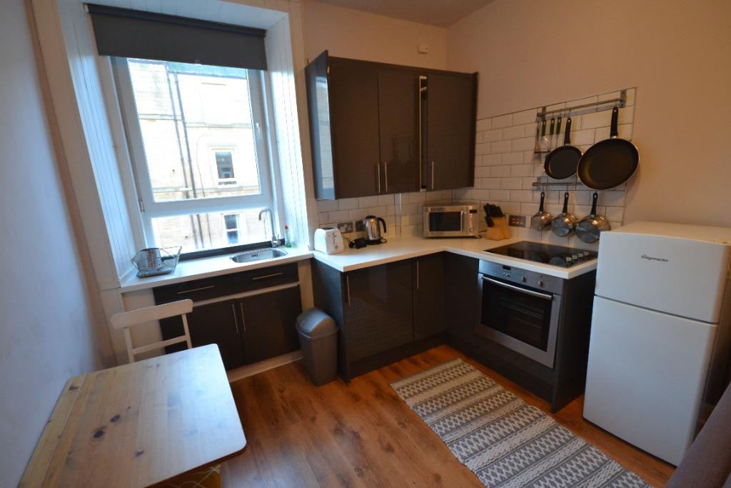 Apartment in Edinburgh, Lorne, Leith - View 4