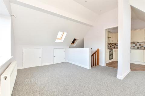 2 bedroom terraced house for sale, Avenue Road, Sandown, Isle of Wight