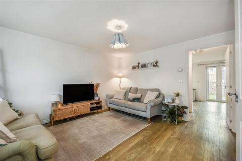 3 bedroom semi-detached house for sale, Alder Road, Andover