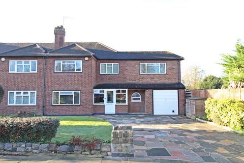 Woodmere Way, Park Langley, Beckenham, BR3