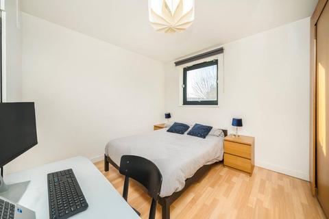 2 bedroom flat to rent, Rich Street, Limehouse, London, E14