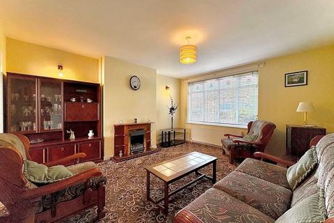 3 bedroom semi-detached house for sale, 124 Shaw Road, Wolverhampton, WV14 9PU