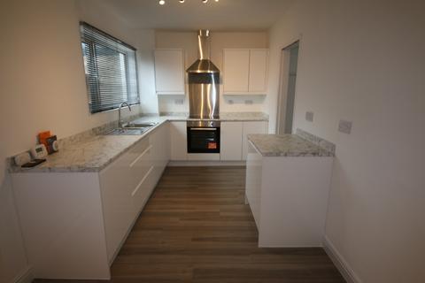 3 bedroom terraced house to rent, Bek Road, Newton Hall, Durham, DH1