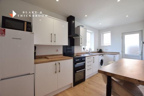 2 bedroom detached bungalow for sale, Edison Road, Holland on Sea
