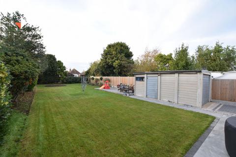 2 bedroom detached bungalow for sale, Edison Road, Holland on Sea