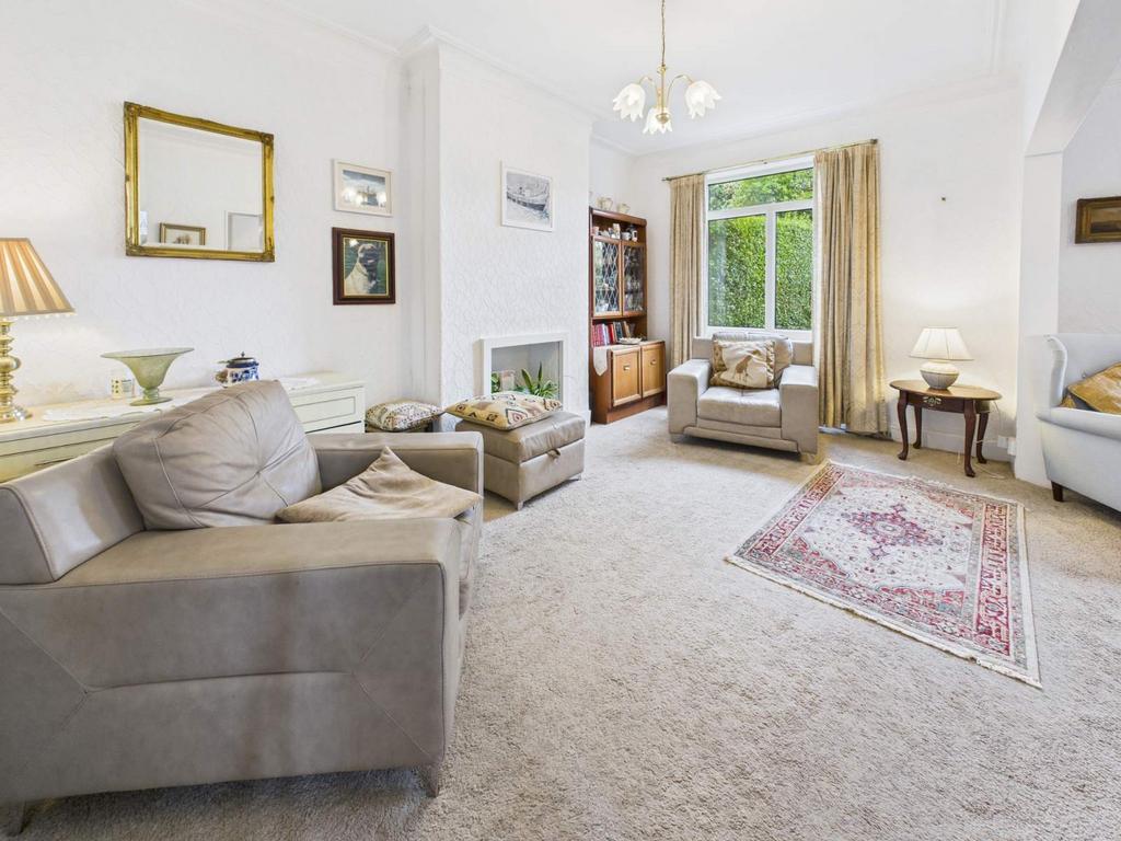 Family room/dining room