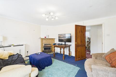 3 bedroom semi-detached house for sale, Churchill Crescent, Oxfordshire OX9