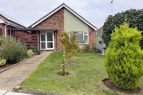 2 bedroom detached bungalow for sale, Thirlmere Court, Old Felixstowe, IP11