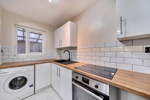 1 bedroom house for sale, Tamworth Lane, Mitcham CR4
