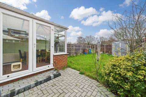 3 bedroom terraced house for sale, Elles Close, Farnborough, Hampshire, GU14