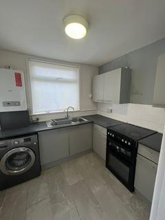 2 bedroom terraced house to rent, Ullswater Street, Liverpool L5