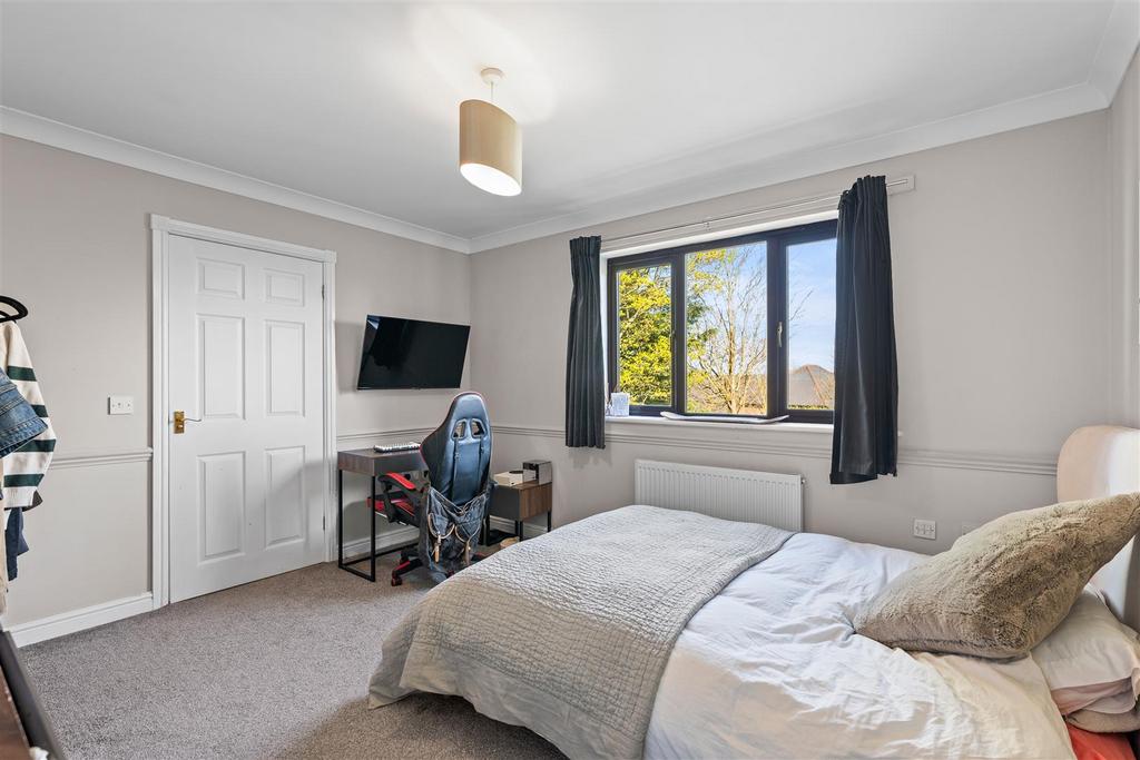 8 Valley Lane-30.jpg
