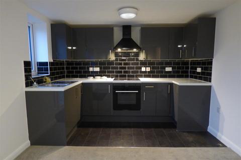 1 bedroom apartment to rent, Beaufort Road, Bristol BS37