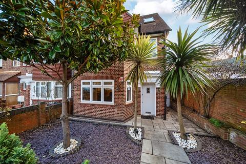 4 bedroom end of terrace house for sale, Marlborough Road, Isleworth, Middlesex