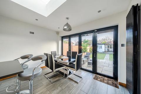 4 bedroom end of terrace house for sale, Marlborough Road, Isleworth, Middlesex