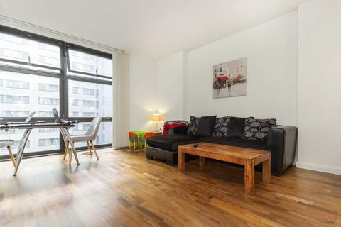 1 bedroom flat to rent, South Quay Square, London E14