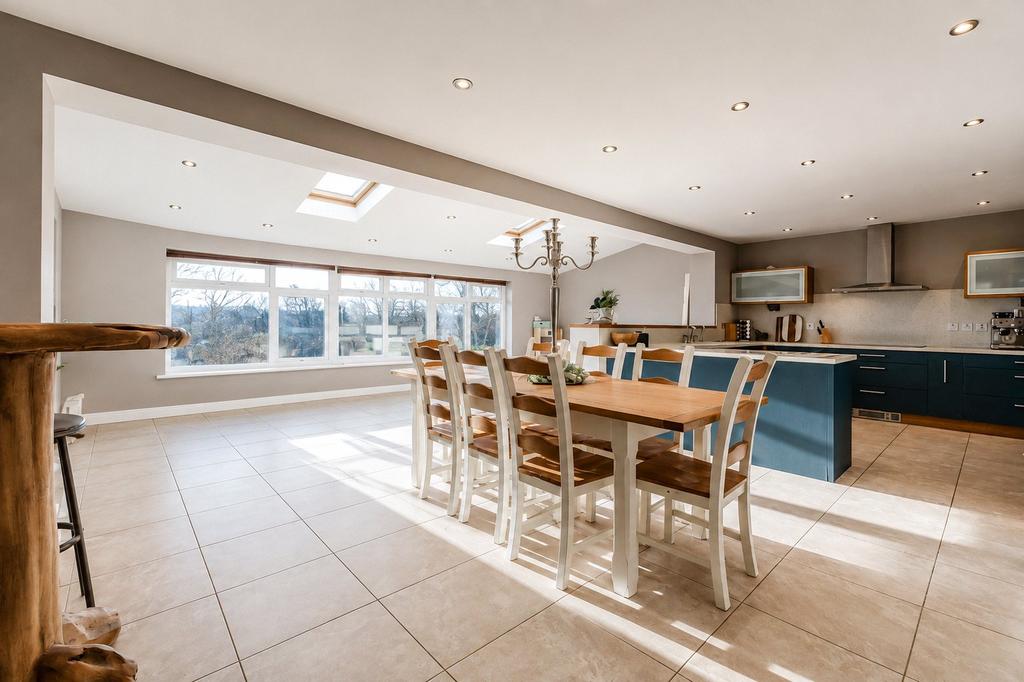 House in Leeds - View 3