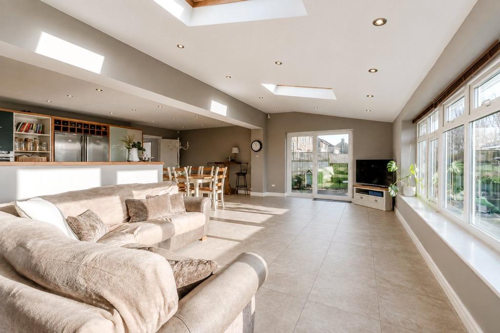 House in Leeds - View 4