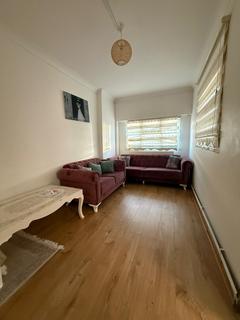 1 bedroom flat to rent, Enfield, EN3