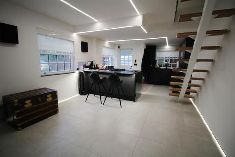 3 bedroom semi-detached house for sale, New Road, Elstree, Borehamwood