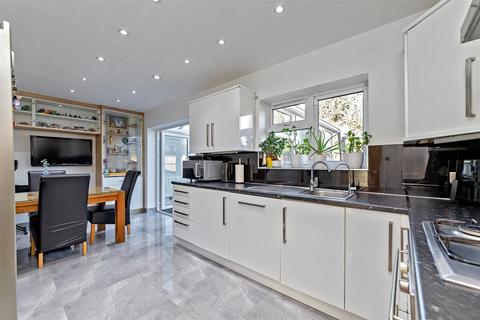 undefined, Birchwood Way, Park Street, St. Albans