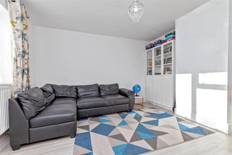undefined, Birchwood Way, Park Street, St. Albans