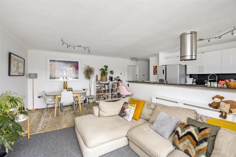 2 bedroom flat for sale, Varndean Drive, Brighton