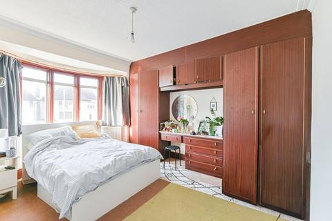 4 bedroom terraced house for sale, Bracken Avenue, Nightingale Triangle, London, SW12