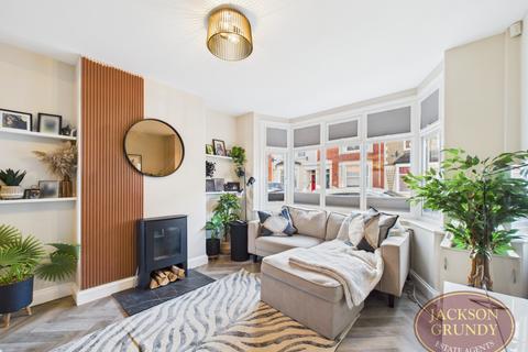 3 bedroom terraced house for sale, Thursby Road, Abington, NN1 5NB