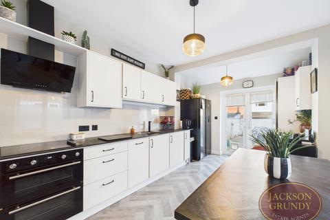 3 bedroom terraced house for sale, Thursby Road, Abington, NN1 5NB