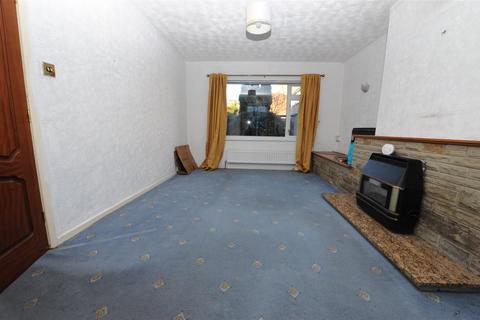 3 bedroom townhouse for sale, Charnwood Grove, Eccleshill, Bradford