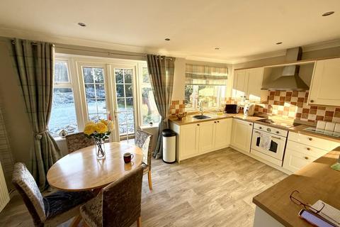 3 bedroom detached bungalow for sale, Firgrove Road, Whitehill GU35
