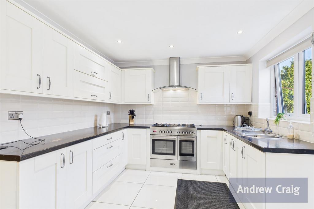 Open Plan Kitchen Su