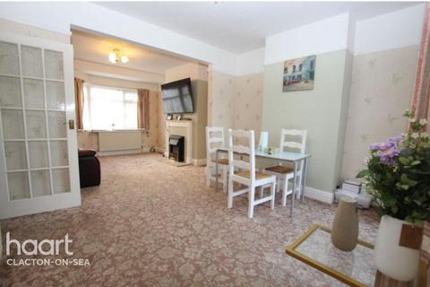 1 bedroom terraced house to rent, Kingwell Avenue, CLACTON-ON-SEA