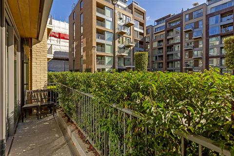 1 bedroom flat to rent, Lockside House, Chelsea Creek SW6
