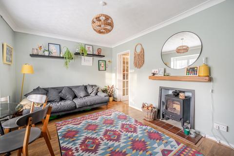 2 bedroom maisonette for sale, Kingston Avenue, East Horsley