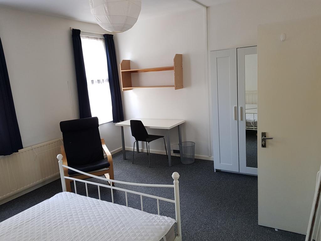 59 Bedroom 4.jpg
