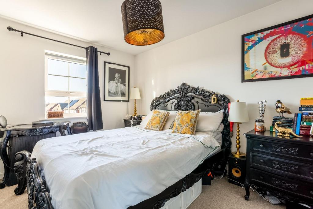 32 Borrer Drive-2.jpg