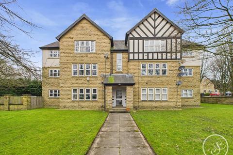 2 bedroom flat to rent, Parkwood Court, Roundhay, LS8 1JU