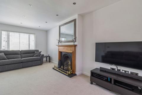 4 bedroom semi-detached house for sale, Altham Road, Pinner HA5