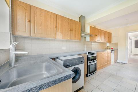 3 bedroom semi-detached house for sale, Earlshall Road, London