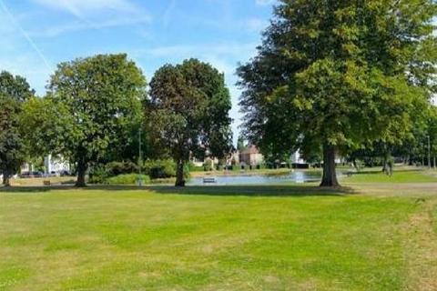 3 bedroom detached house for sale, Greenhill Road, Herne Bay