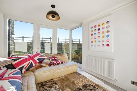 4 bedroom detached house for sale, Jewitt Lane, Collingham, Wetherby, West Yorkshire
