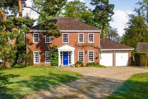 undefined, Fernhill Close, Woodbridge